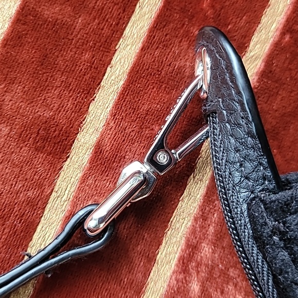 Vera Bradley Hobo - Picture 3 of 12